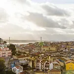 On The Path Of Fado Too Lissabon