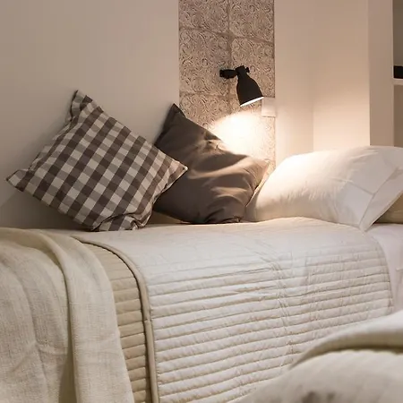 Apartment On The Path Of Fado Too Lisbon