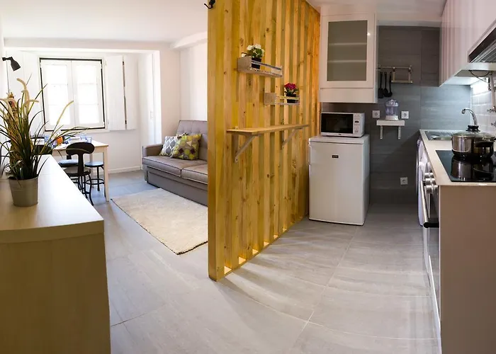 شقة On The Path Of Fado Too *